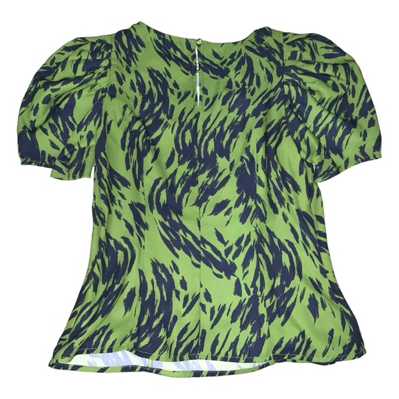 ALI & JAY Los Angeles Abstract Green Navy Print Puff Sleeve Top - Picture 5 of 11